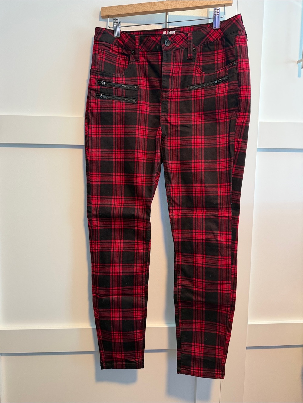 Red & Black Plaid Slim Pants